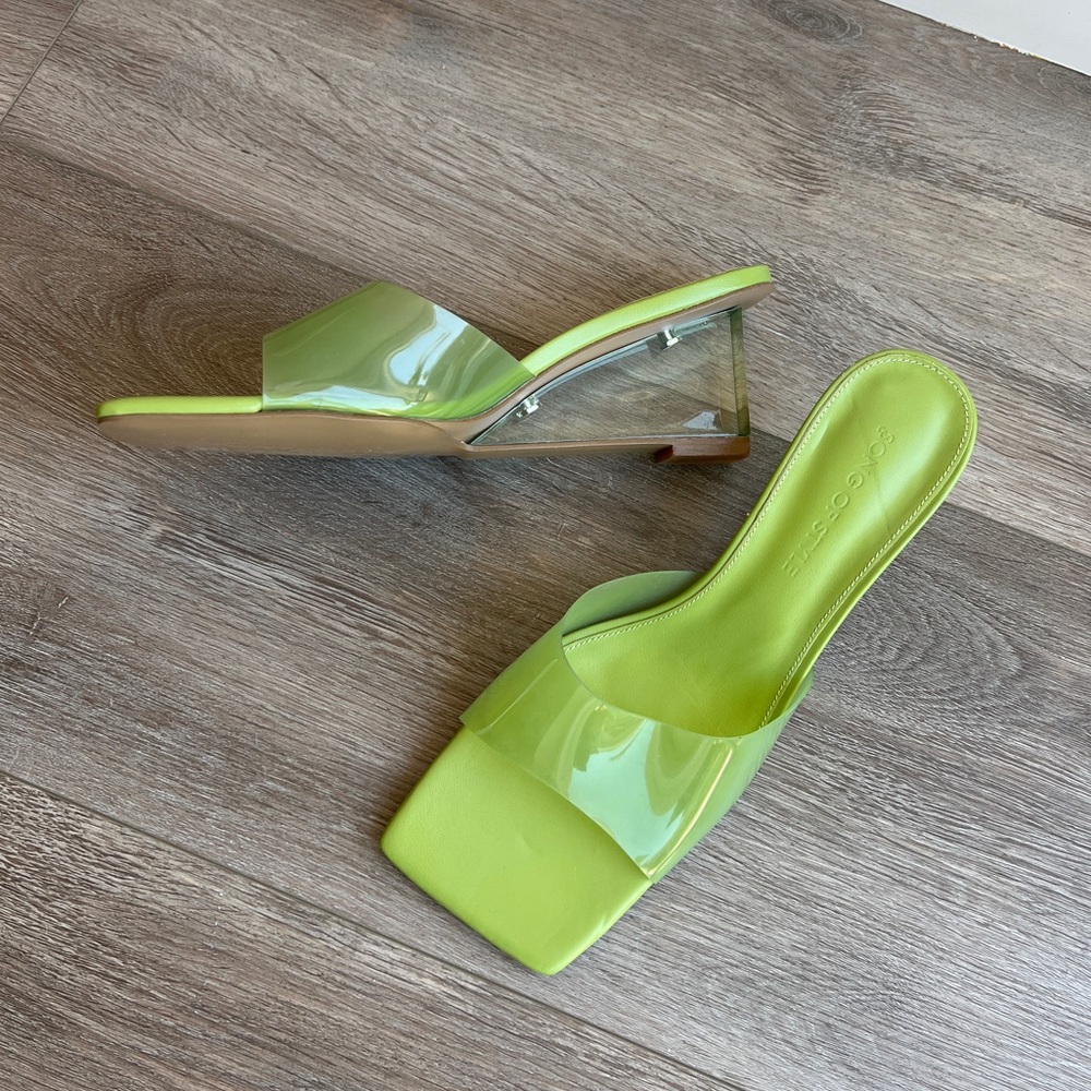 Song of Style Studio Wedge in Green